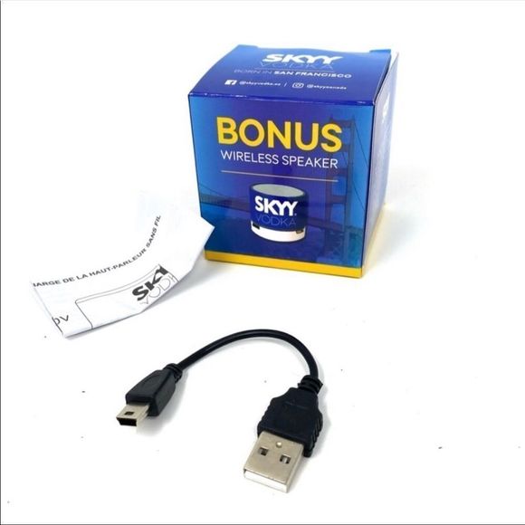 🆕 3/$15 Skyy Vodka Bluetooth Speaker - Picture 5 of 5